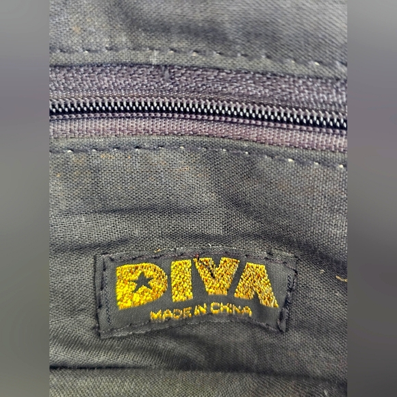 Vintage RARE 1980'S Textured Faux Leather Quilted Patch Leopard Crossbody Purse - Picture 15 of 16